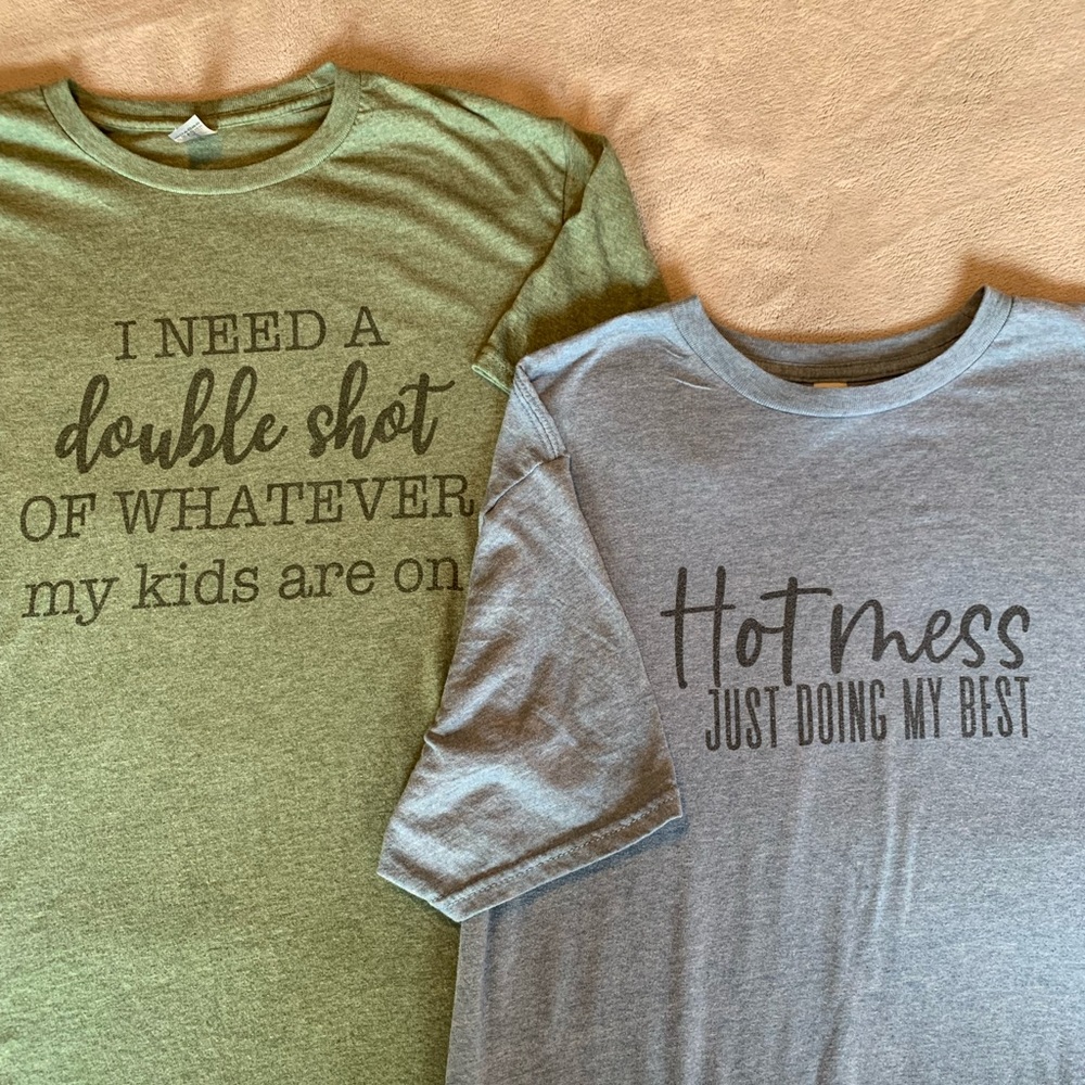 2 Womens t-shirts lg